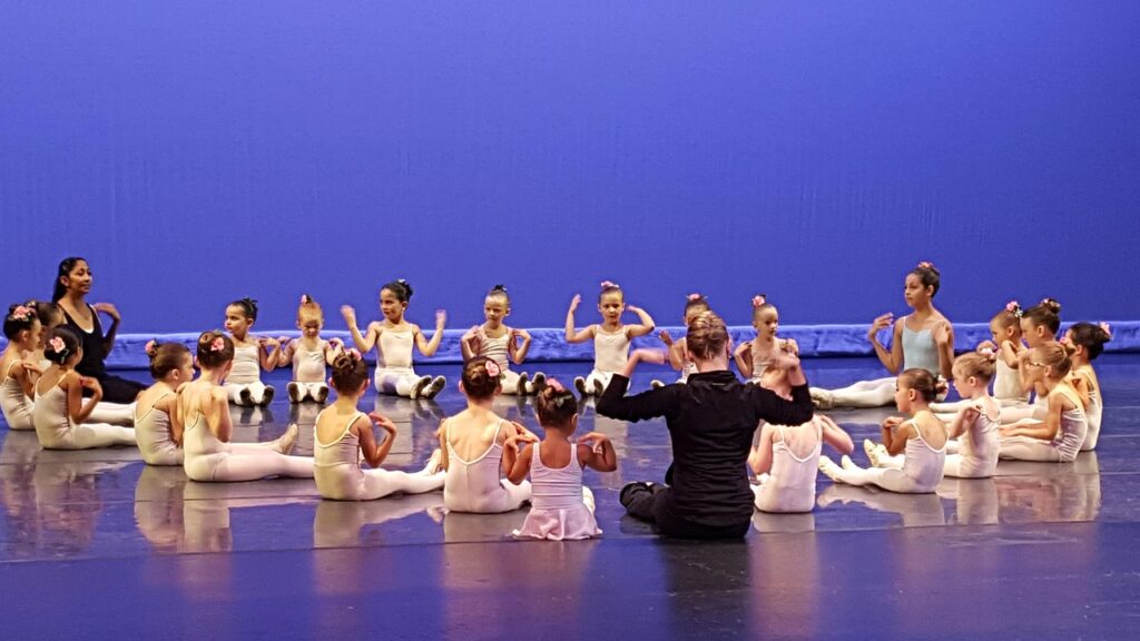 girls ballet, ballet performance, kinderballet, dance, stage, ballet school, ballet, ballerina, girl, female, blue school, blue dance, blue dancing, blue ballet, dance, ballet school, ballet school, ballet school, ballet, ballet, ballet, ballet, ballet, ballerina, ballerina, ballerina